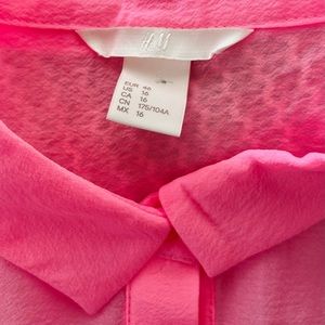 H&M pink foshya transparent dress with bow in middle 💖 🎀